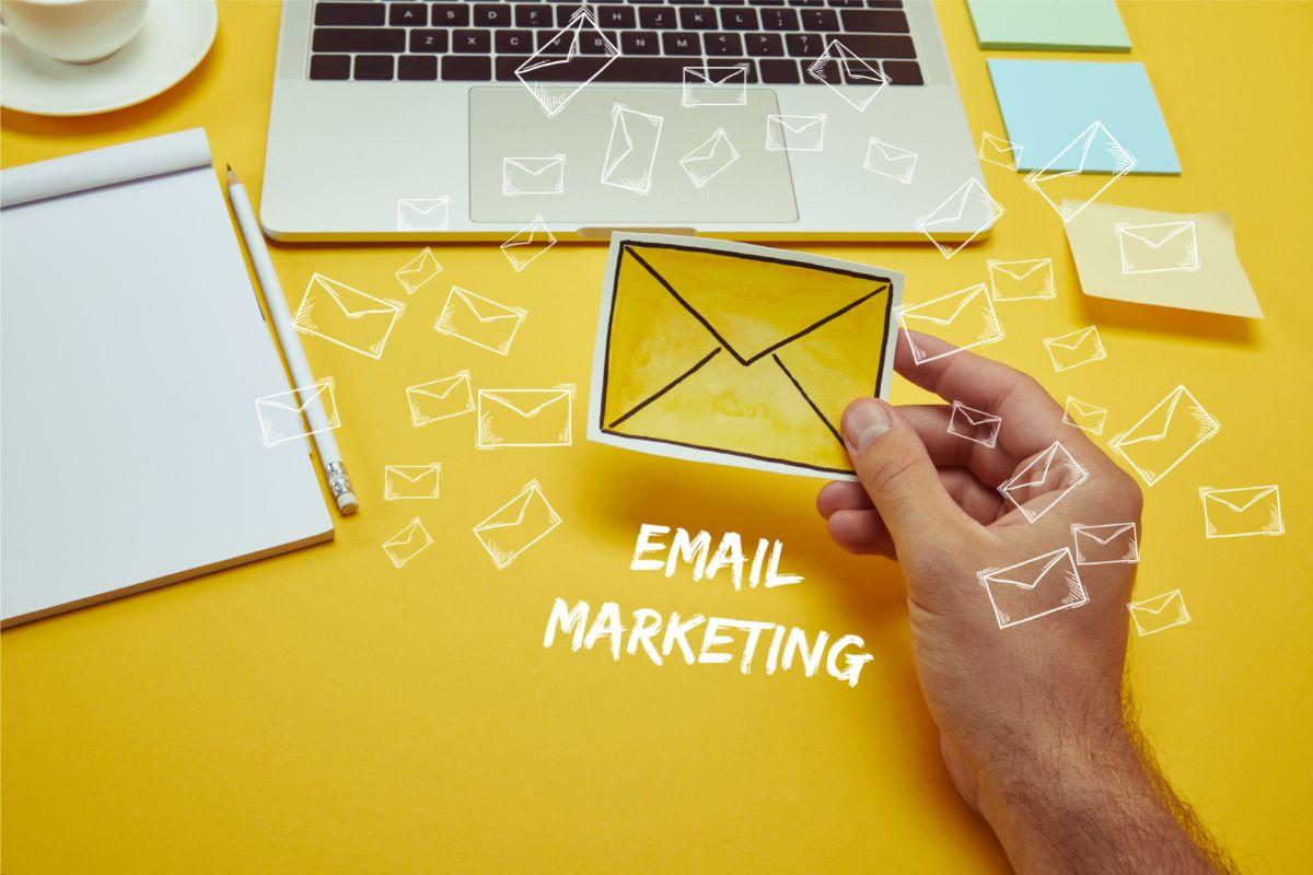 avoir un systeme d'email marketing redoutable gratuitement avec systeme.io